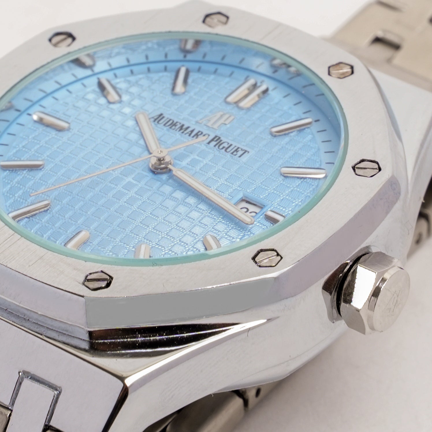 Audemars Piguet – Royal Oak